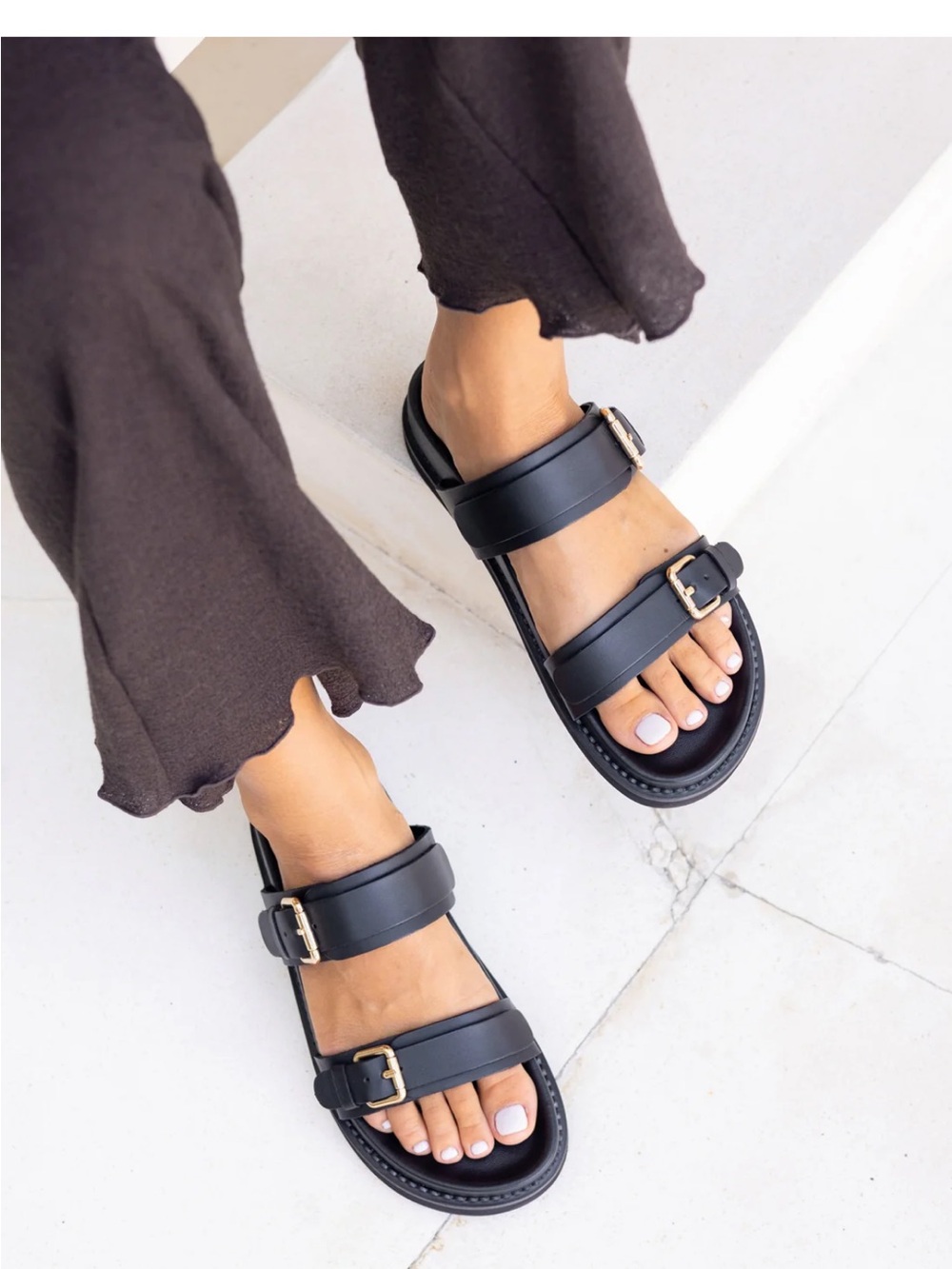 Liberté Leather Aloha Sandals Size 8